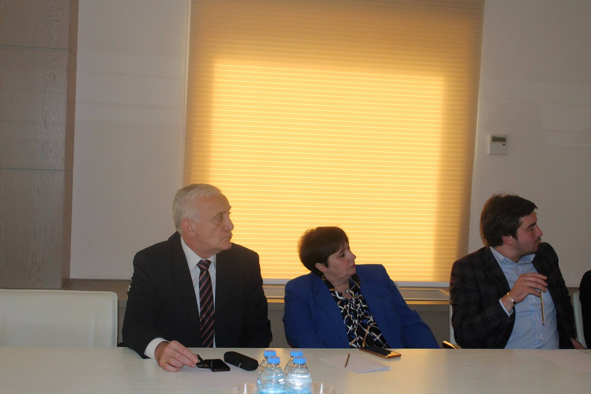 სახელმწიფო ენის დეპარტამენტი აგრძელებს საკონსულტაციო შეხვედრებს თვითმმართველობების ... 