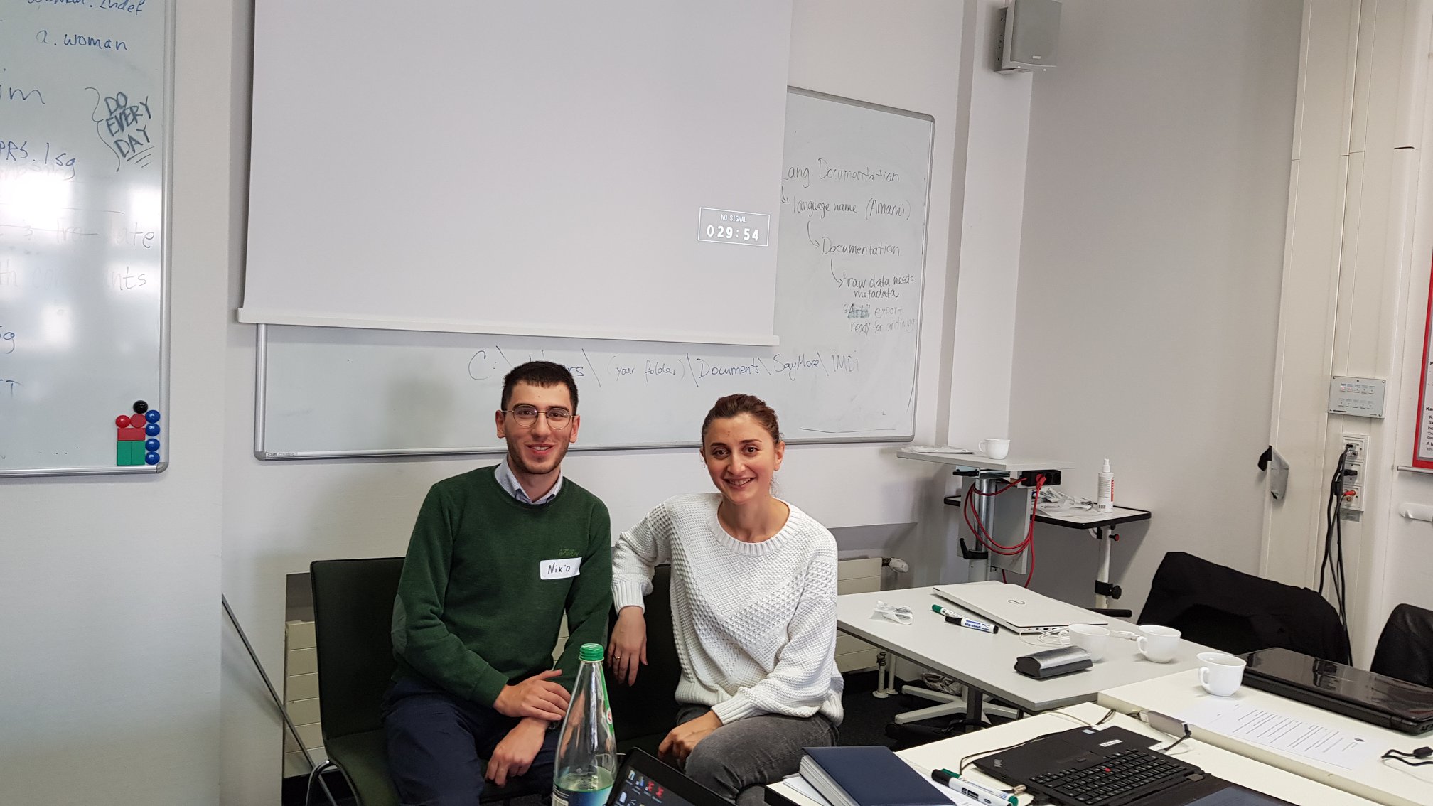 სახელმწიფო ენის დეპარტამენტის სპეციალისტებმა მაკა თეთრაძემ და ნიკო ქელბაქიანმა საფ ... 