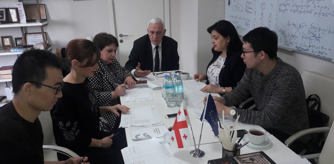 მორიგი სამუშაო შეხვედრა ჩინური ენის სპეციალისტებთან