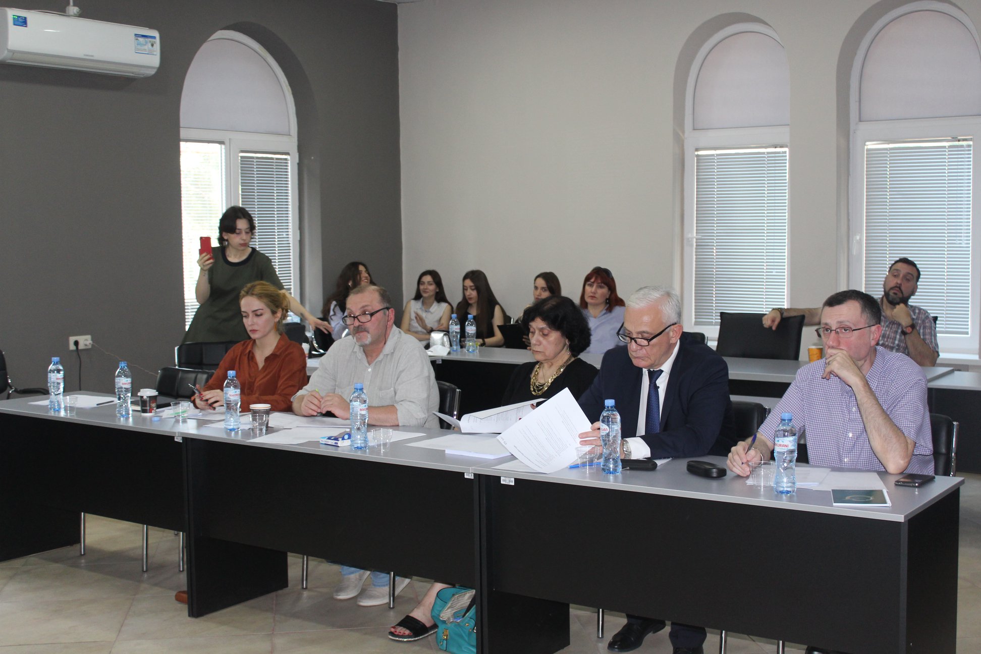 კონკურსი ქართულ-ამერიკულ უნივერსიტეტში (GAU)